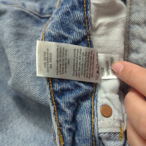 PacSun Distressed 90s Boyfriend Jeans - Picture 9 of 12